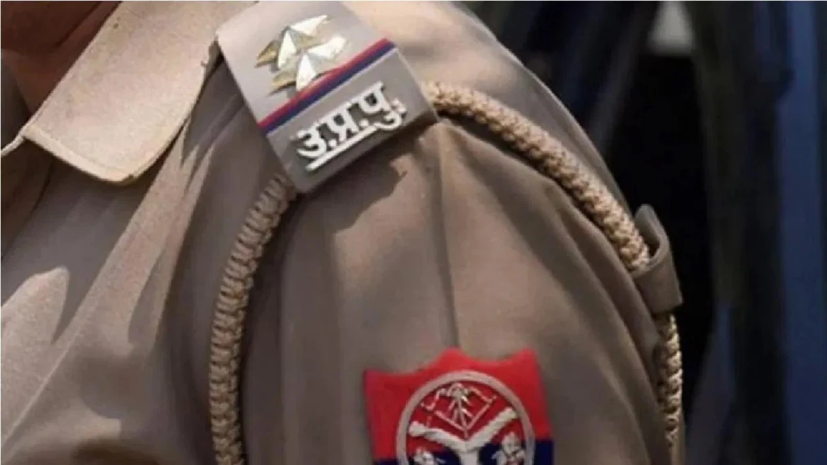 आगरा में पुलिस टीम पर हमला, रिटायर्ड दरोगा समेत चार आरोपी गिरफ्तार