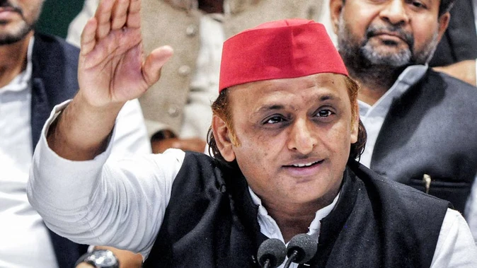 लेखपाल भर्ती में संशोधन पर सपा अध्यक्ष ने भाजपा पर जमकर हमला बोला