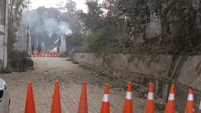 हिमाचल के सोलन में पुलिस थाने के पास धमाका, कई इमारतों के शीशे टूटे