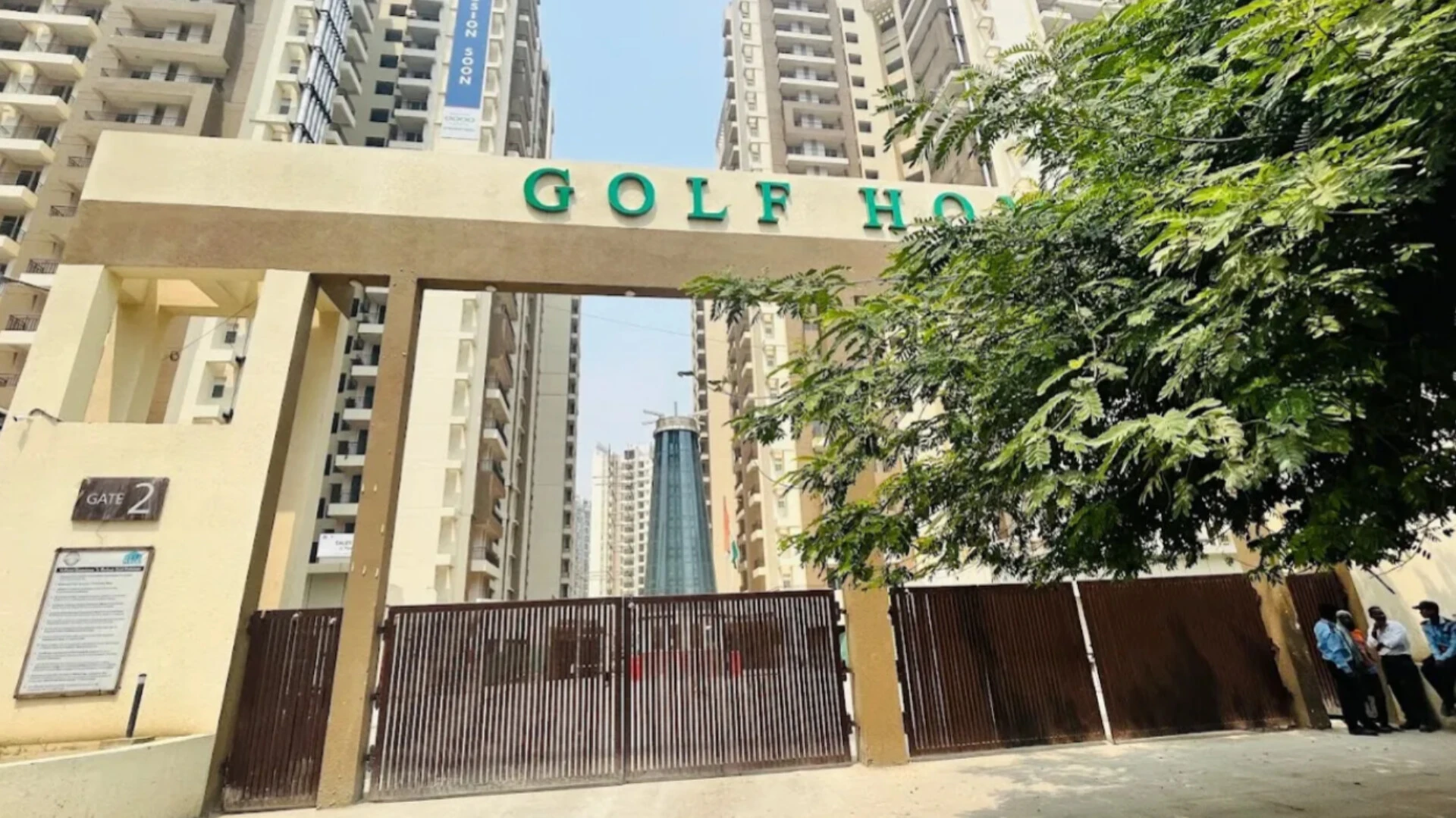 ग्रेटर नोएडा: दोस्त के फ्लैट में पार्टी के दौरान बालकनी से गिरा युवक, मौत