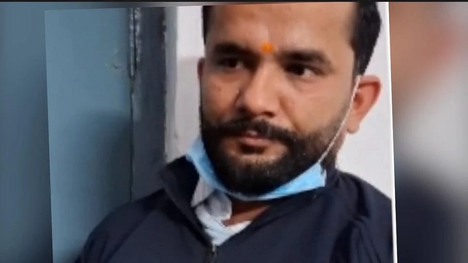 बिजनौर: नकली डॉक्टर ने अस्पताल में मरीजों का इलाज किया, ऐसे हुआ खुलासा