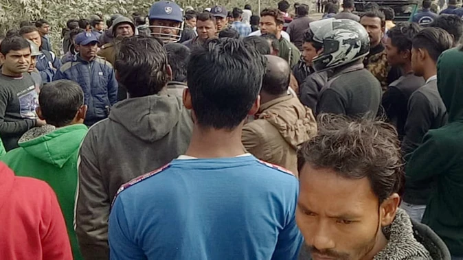 संदेशखाली हिंसा: टीएमसी कार्यकर्ता की गिरफ्तारी पर पुलिस पर पथराव, 6 घायल