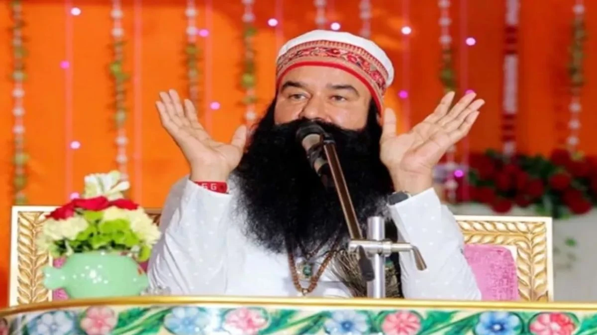 40 दिन की पैरोल पर जेल से बाहर आए राम रहीम, सिरसा डेरे के लिए रवाना