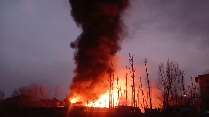 श्रीनगर: बुलबुल बाग में भीषण आग, इलाके में अफरा-तफरी