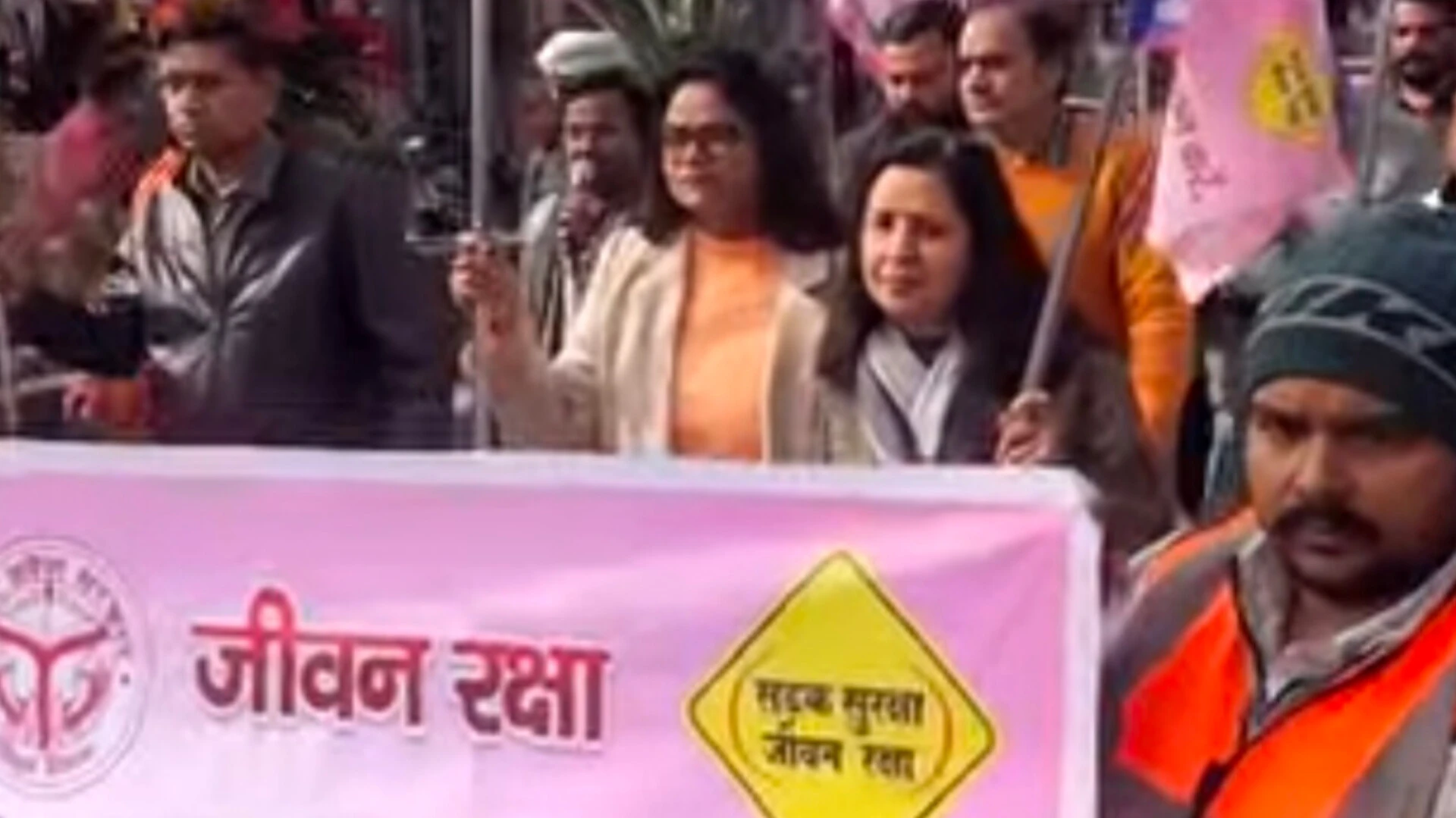 मुजफ्फरनगर में सड़क सुरक्षा जागरूकता के लिए रैली आयोजित