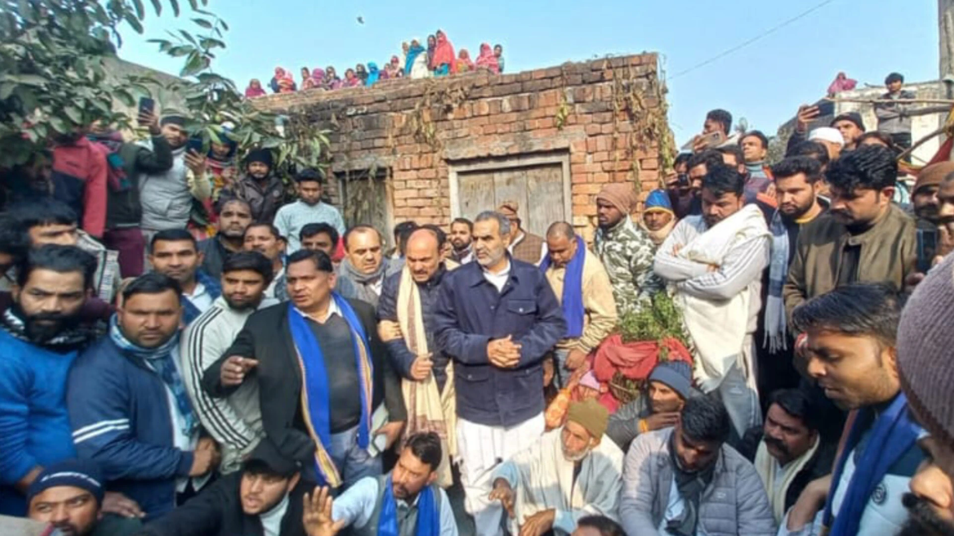 कपसाड़‌ में जो हुआ