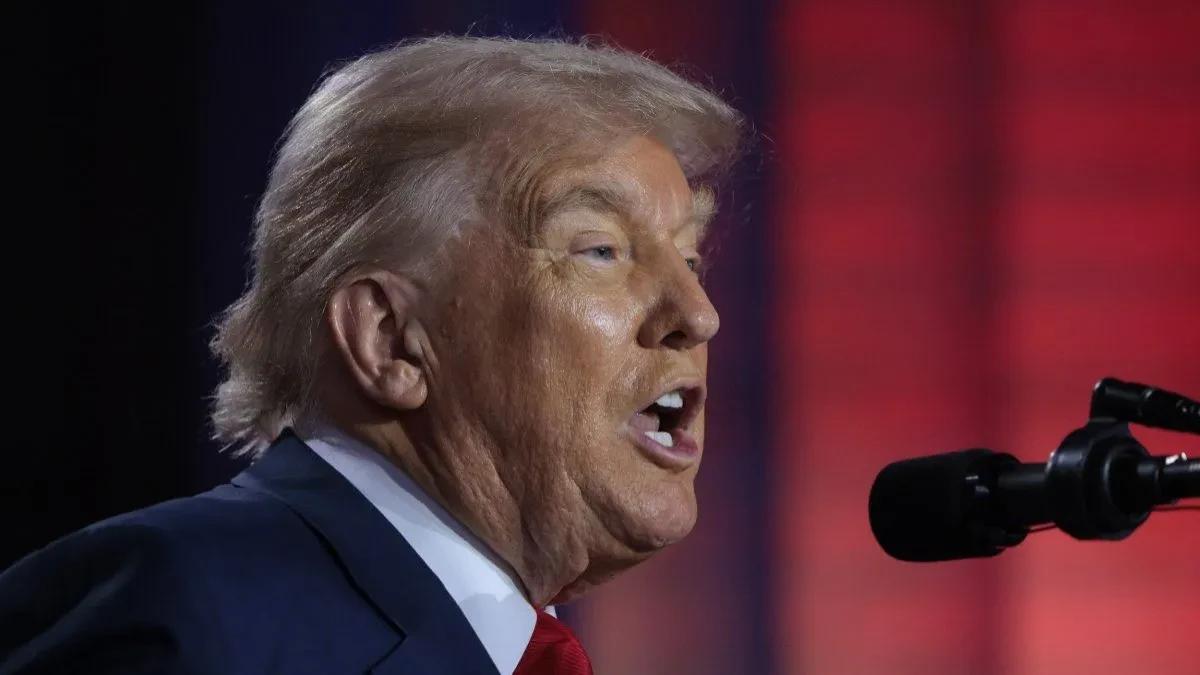 ‘ईरान से व्यापार किया तो कीमत चुकानी होगी’- ट्रंप का ऐलान