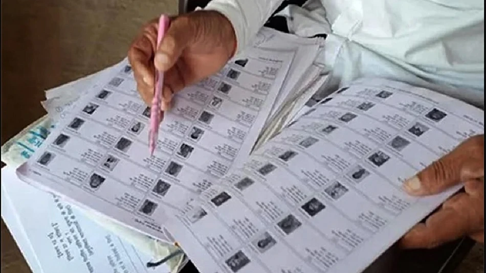 एसआईआर में बड़ी चूक: एक पते पर 49 मतदाता, अलग-अलग घरों में दर्ज एक ही परिवार के नाम