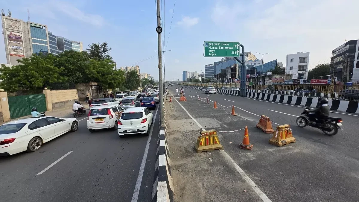 गुरुग्राम में एलिवेटेड मेट्रो रूट का विरोध, सुरक्षा और ट्रैफिक को खतरा