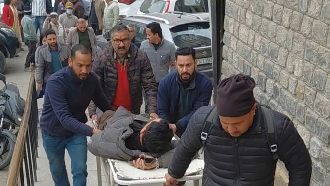 कुल्लू में डिमार्केशन टीम पर बीडीसी अध्यक्ष ने किया हमला, पटवारी-कानूनगो घायल