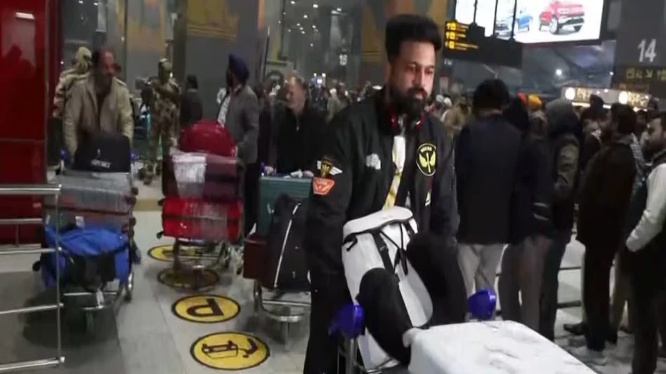 ईरान में विरोध प्रदर्शन के बीच कई भारतीय सुरक्षित दिल्ली लौटे