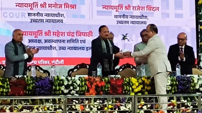 चंदौली में इंटीग्रेटेड कोर्ट भवन का शिलान्यास, चीफ जस्टिस ने जलाए दीप