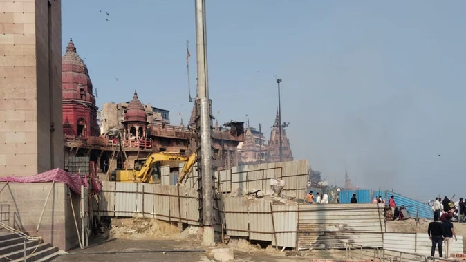 मणिकर्णिका घाट विवाद: यूपी पुलिस ने आठ लोगों के खिलाफ दर्ज की एफआईआर