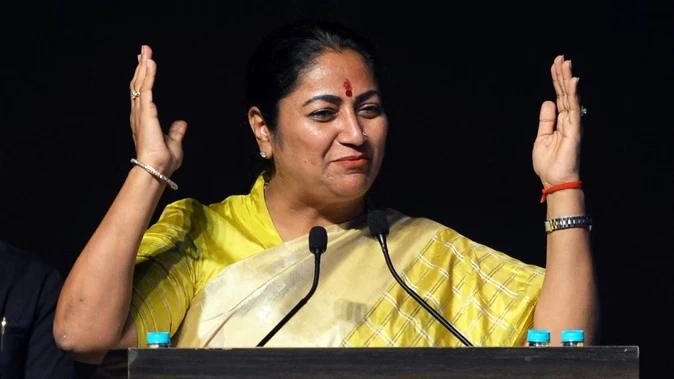 दिल्ली में 1.20 लाख सालाना आय तक वालों को मिलेगा राशन कार्ड