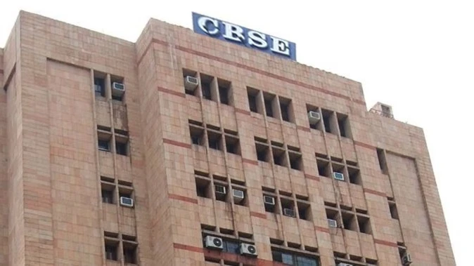 हिमाचल में 130 सरकारी स्कूलों में सीबीएसई पाठ्यक्रम लागू, 2000 से अधिक पद भरे जाएंगे