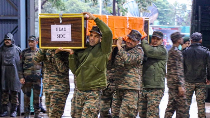 डोडा हादसे में शहीद जवानों को सेना ने दी श्रद्धांजलि
