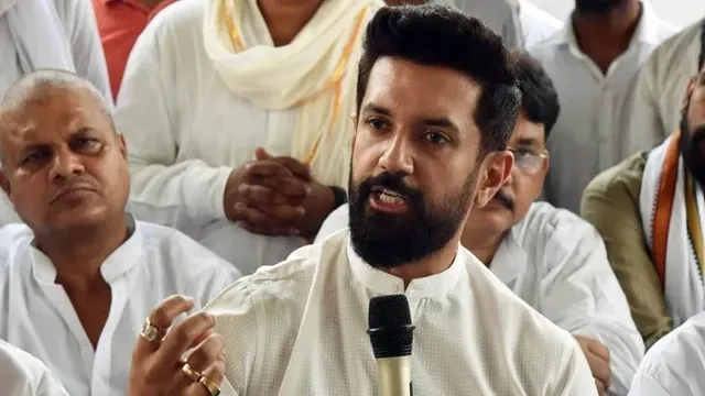 तेजस्वी की ताजपोशी पर चिराग का हमला, राजद को बताया परिवार की पार्टी