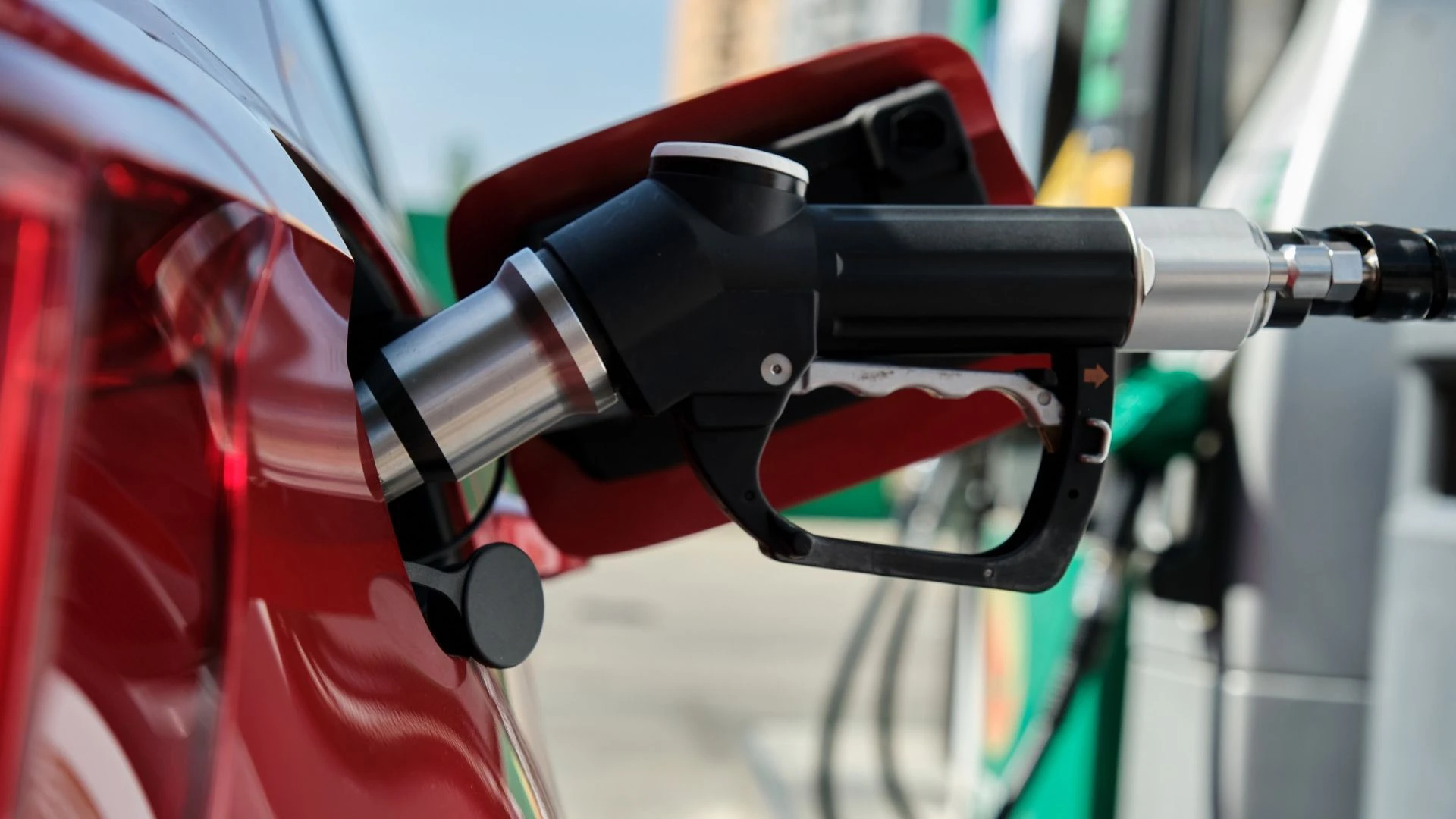 यूपी में ग्रीन गैस लिमिटेड का तोहफा, सीएनजी 25 और पीएनजी 50 पैसे सस्ती