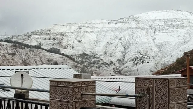 उत्तराखंड के उच्च हिमालयी क्षेत्रों में हिमस्खलन की चेतावनी, प्रशासन अलर्ट