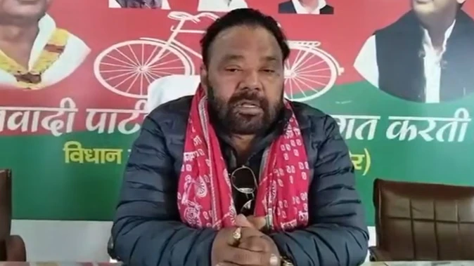 गणतंत्र दिवस पर विधायक ने दी स्वतंत्रता की शुभकामनाएं, वायरल हुआ वीडियो