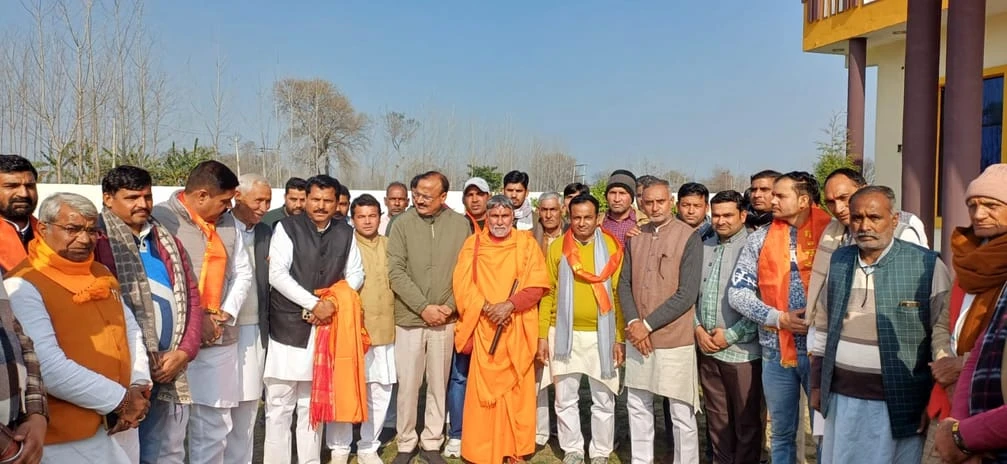 विराट हिंदू सम्मेलन में गूंजा एकता का संदेश, जातिगत भेदभाव छोड़ने का आह्वान