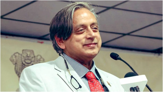 दिल्ली में बैठक के बाद थरूर ने जताई पार्टी के प्रति पूर्ण निष्ठा