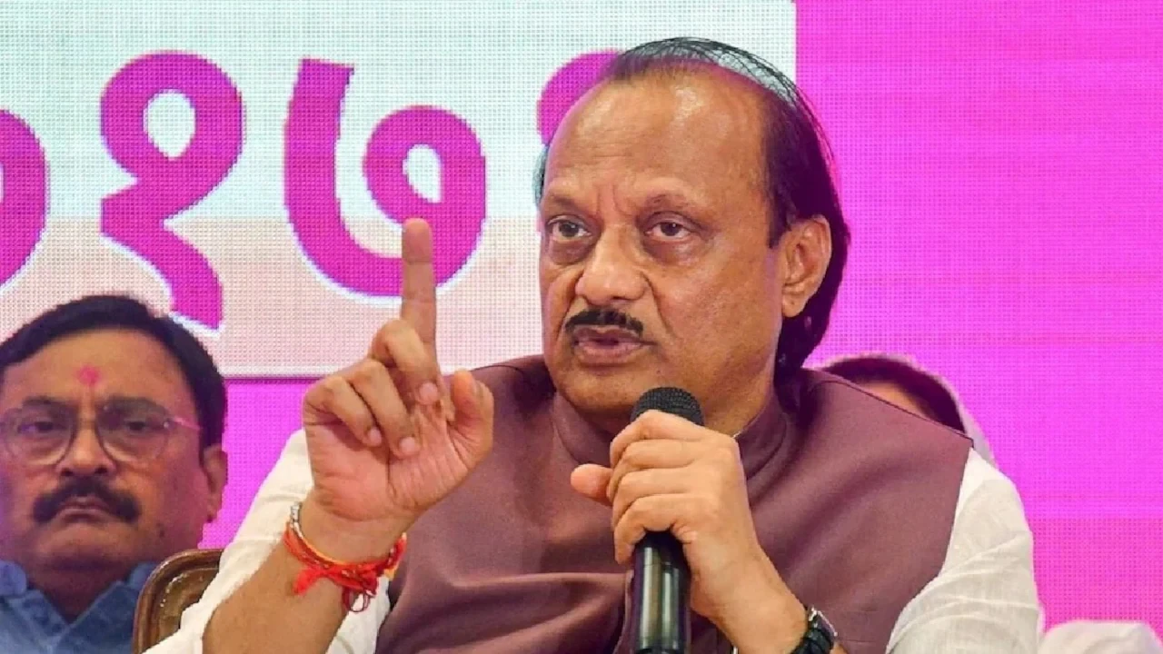 अजित पवार के निधन के बाद एनसीपी नेताओं ने फडणवीस से की बैठक, विभागों पर रखा दावा