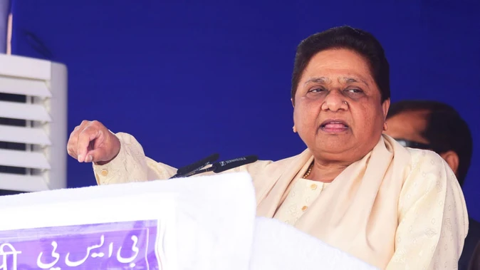 भदोही का नाम नहीं बदलने पर मायावती ने भाजपा-सपा पर बोला हमला