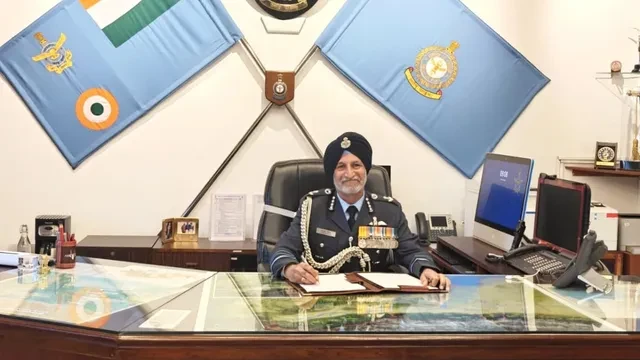 एयर मार्शल इंदरपाल सिंह वालिया बने पूर्वी वायु कमान के नए प्रमुख