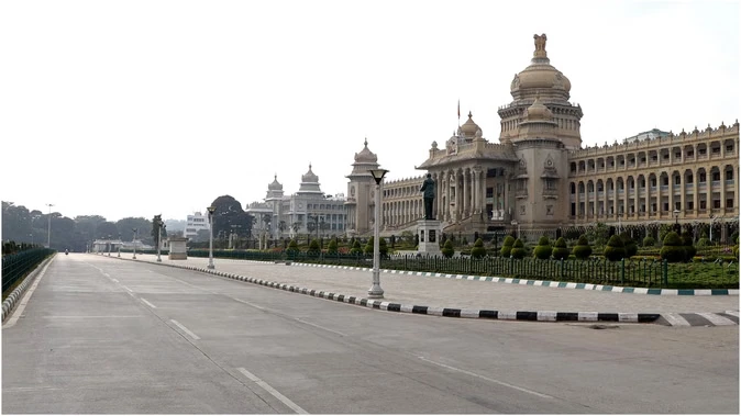 कर्नाटक विधान परिषद में हंगामा: कांग्रेस एमएलसी नजीर अहमद पर भाजपा ने जताया आक्रोश