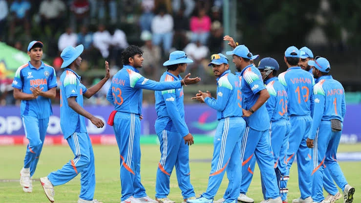 अंडर-19 विश्व कप: भारत का जलवा, इंग्लैंड को हराकर छठी बार बना चैंपियन