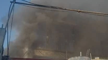 लखनऊ में निर्माणाधीन होटल में लगी भीषण आग, दमकल ने पांच घंटे में पाया काबू