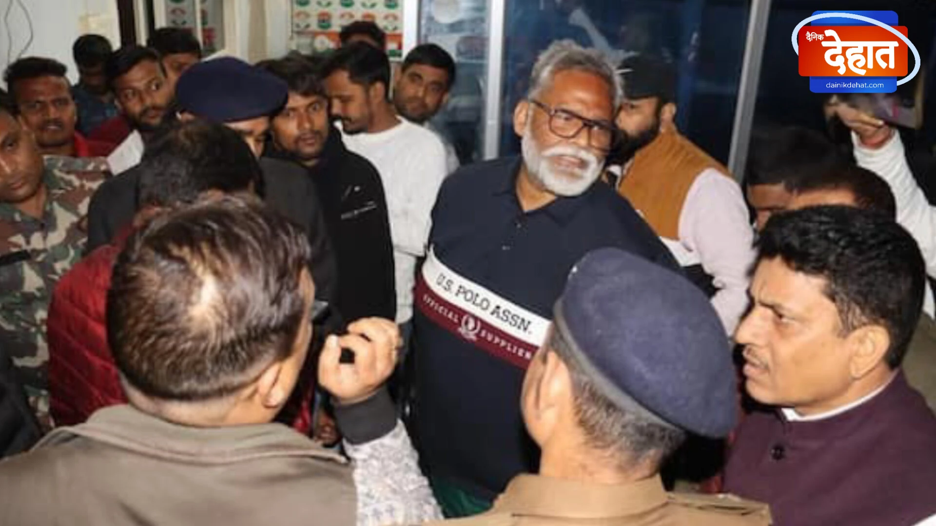 पप्पू यादव के पटना आवास पर पहुंची पुलिस, सांसद बोले- गिरफ्तार करने आई है