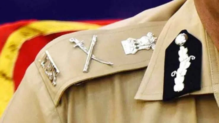 यूपी में पांच सीनियर आईपीएस अधिकारियों के तबादले, यहां देखें लिस्ट