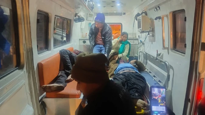 मथुरा में दर्दनाक सड़क हादसा, छह की मौत, नौ घायल