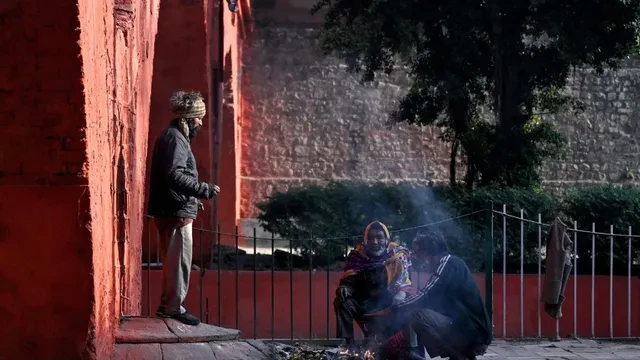 दिल्ली-एनसीआर में मौसम से हल्की राहत, तापमान बढ़ने के आसार