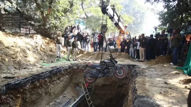 जनकपुरी गड्ढा हादसा: कमल की मौत में सामने आई चौंकाने वाली लापरवाही