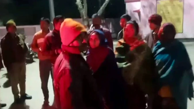 रायबरेली: गंगा एक्सप्रेसवे पर तेज रफ्तार कार ने सात युवतियों को रौंदा, चार की मौत