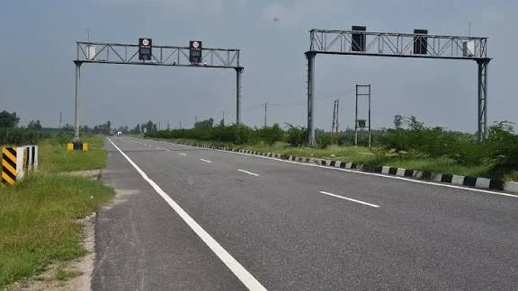 दिल्ली-देहरादून हाईवे होगा छह लेन, फ्लाईओवर व अंडरपास के लिए 419 करोड़ मंजूर