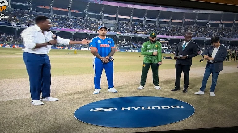 टी20 विश्व कप: सूर्यकुमार यादव ने पाकिस्तान कप्तान से नहीं मिलाया हाथ