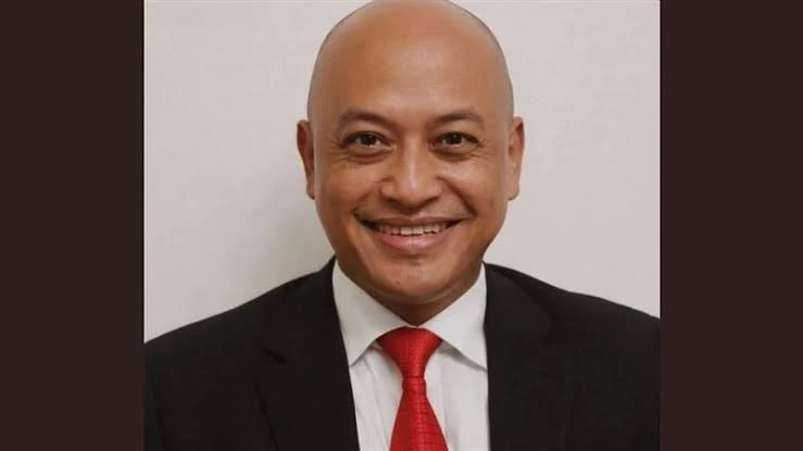 फुटबॉल खेलते समय अचानक गिर पड़े शिलांग के सांसद रिकी सिंग्कोन, अस्पताल में निधन