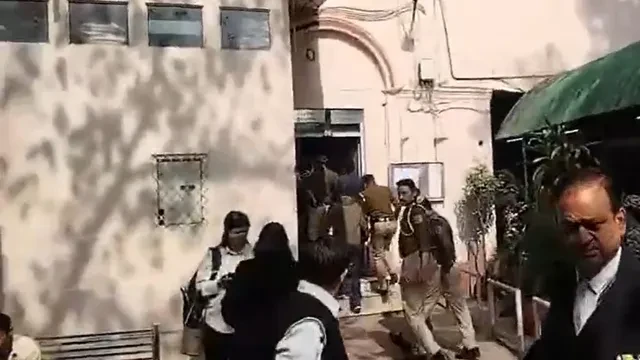 एआई समिट विरोध में गिरफ्तार: चार युवा कांग्रेस नेता पटियाला हाउस कोर्ट में पेश