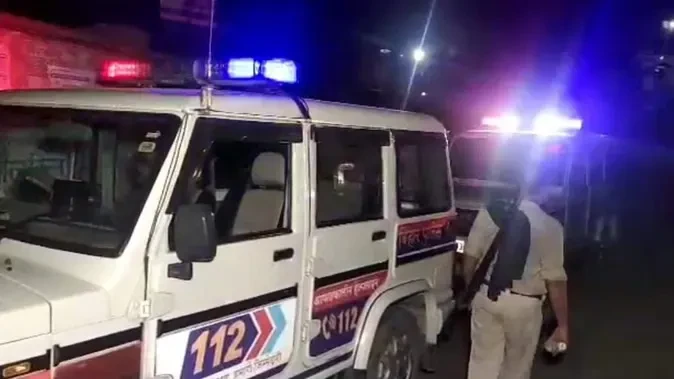 बिहार में शराबबंदी लागू करने गई पुलिस टीम पर हमला, एक जवान घायल
