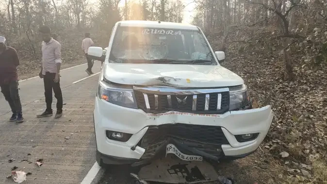 सागर: केसली-टड़ा मार्ग पर भीषण सड़क हादसा, दो मासूमों की मौत