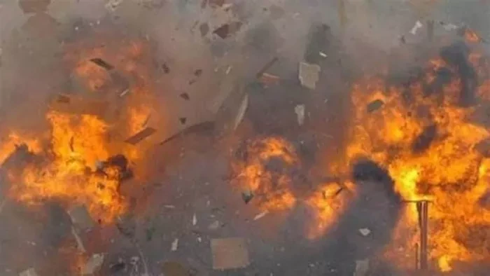 पाकिस्तान ने अफगानिस्तान में कई ठिकानों पर किए हवाई हमले, 80 से अधिक की मौत