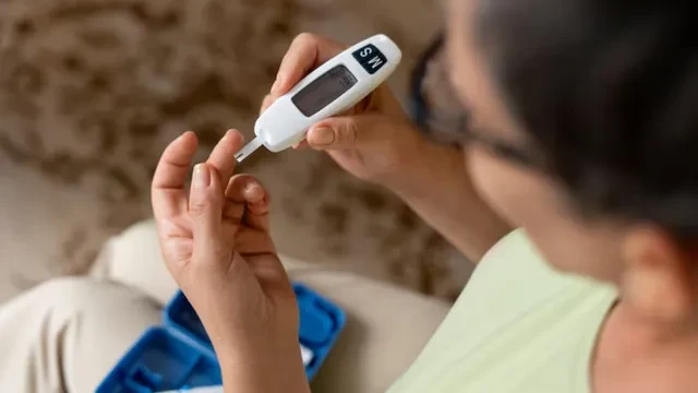 शुगर के लक्षण दिखें तो सिर्फ एचबीए1सी पर भरोसा न करें, ये जांचें भी जरूरी