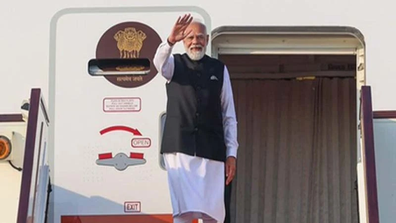 इजरायल पहुंचे पीएम मोदी: दुनिया में सबसे ज्यादा ट्रैक किया गया पीएम मोदी का विमान