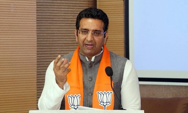 गाजा पर बयान से सियासत तेज, प्रियंका पर भाजपा का पलटवार, फीमेल गजनी कहकर साधा निशाना