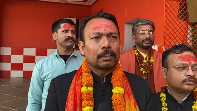 शंकराचार्य पर एफआईआर सोची-समझी साजिश: अलंकार अग्निहोत्री