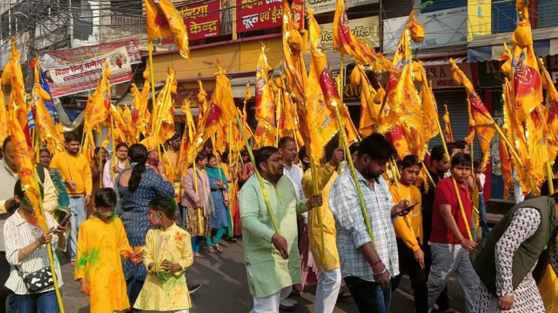 मुजफ्फरनगर: धूमधाम से निकाली श्री श्याम बाबा की निशान यात्रा